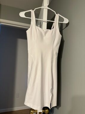 A&F YPB tennis/athletic dress